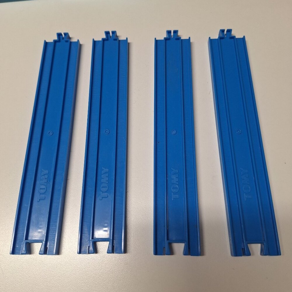 TOMY Blue Plastic Train Track Set 4 Pieces Vintage 1998 Replacement Parts Thomas